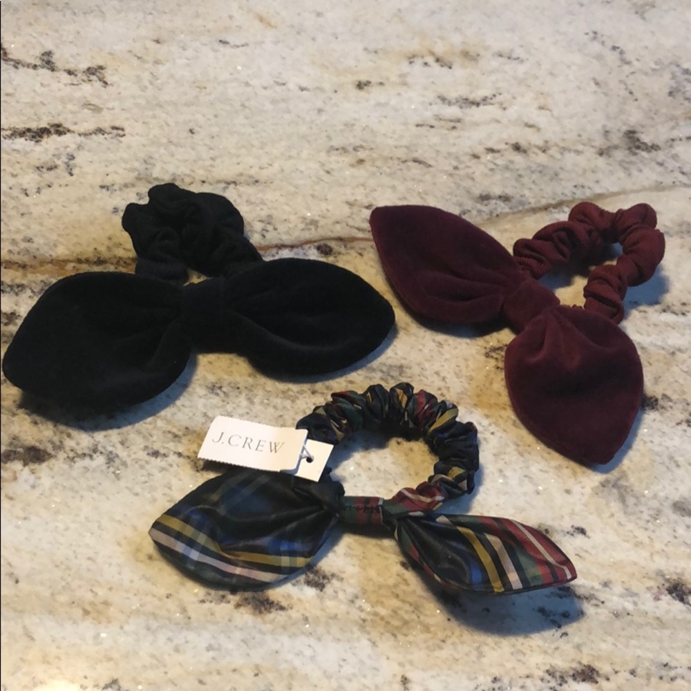 💕J-Crew black, red, and stripe bows